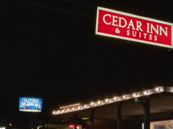 Cedar Inn & Suites image 29
